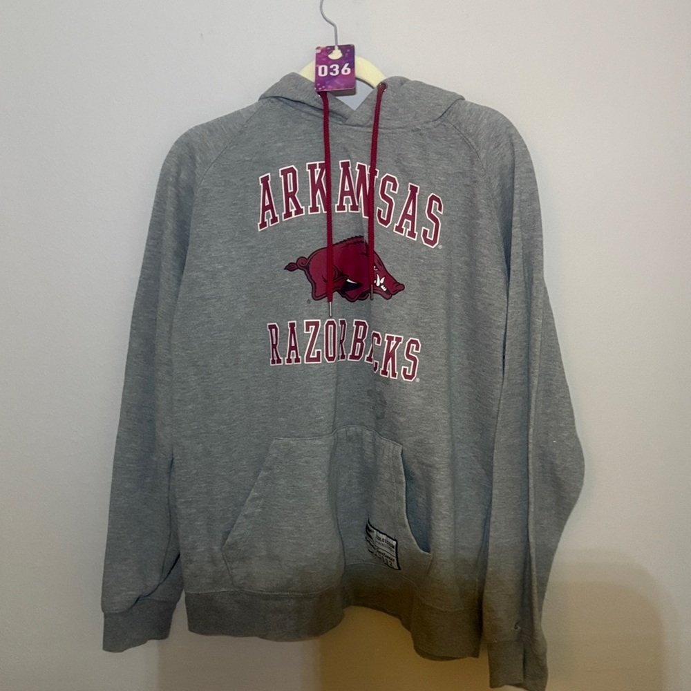 Colosseum Gray Arkansas Razorbacks Hoodie